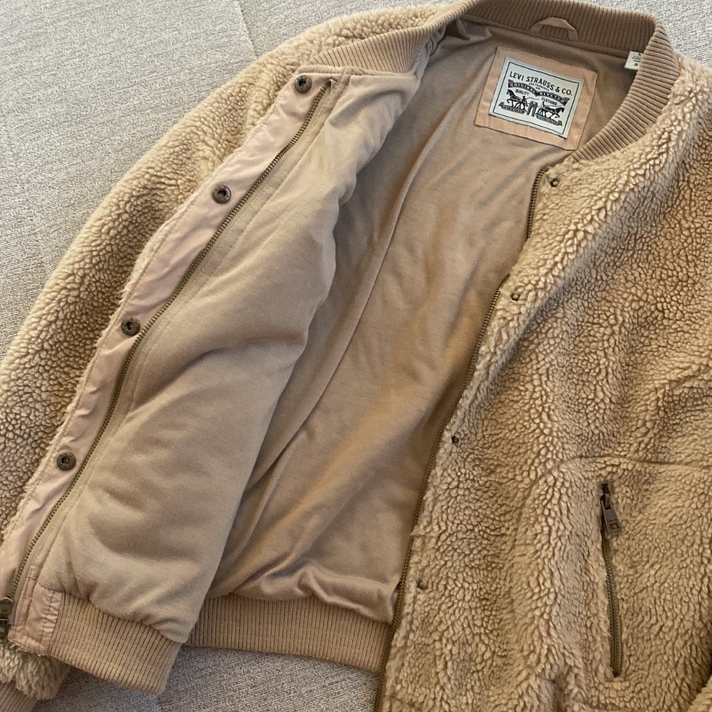 Levi’s Jacket - Picture 4 of 4